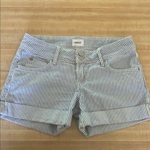 Hudson Croxley mid thigh short